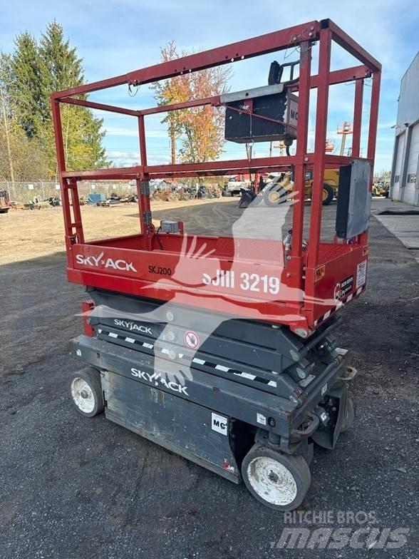 SkyJack SJ3219 Ножични работни платформи