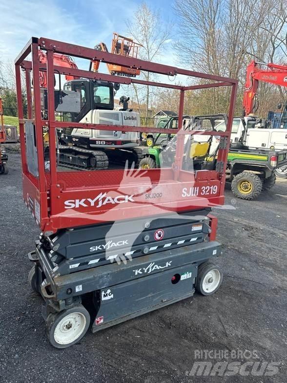SkyJack SJ3219 Ножични работни платформи