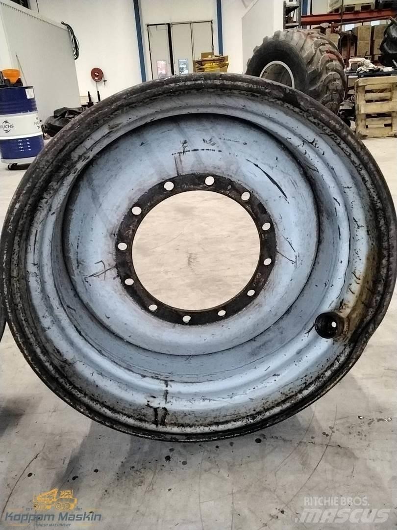 Valmet 901 20x34 Гуми