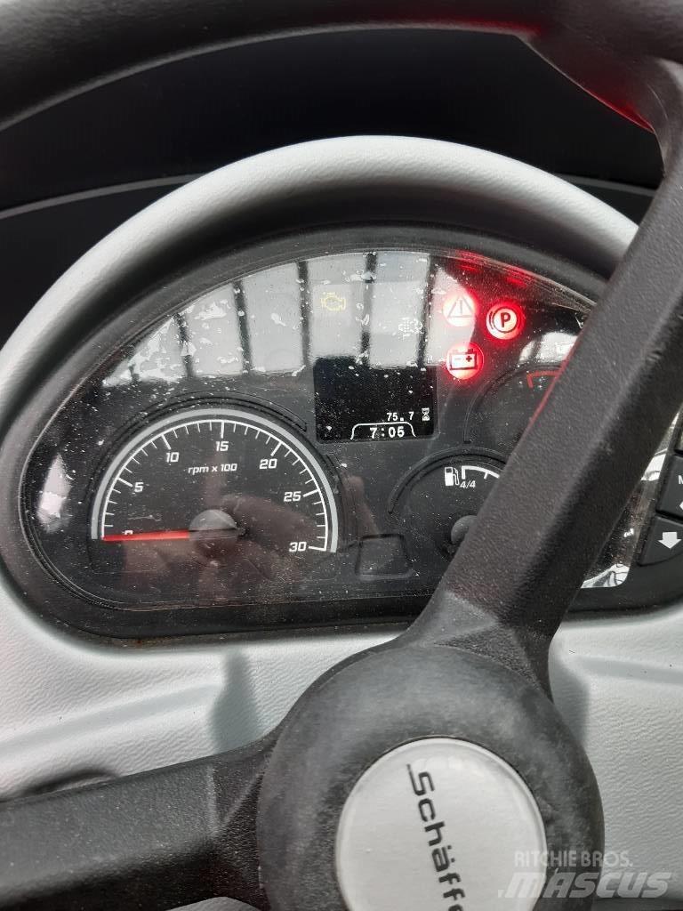 Schäffer 4670 T Многофункционални товарачи