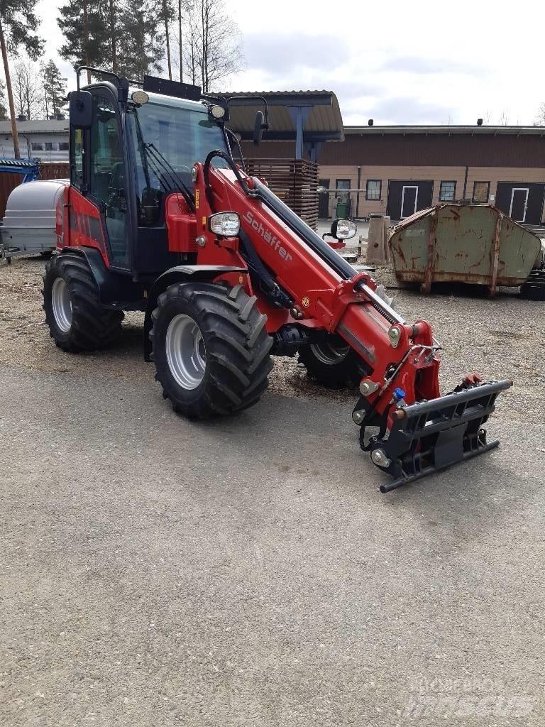 Schäffer 4670 T Многофункционални товарачи