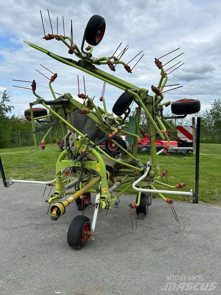 CLAAS Volto 800 Гребла и сенообръщачки