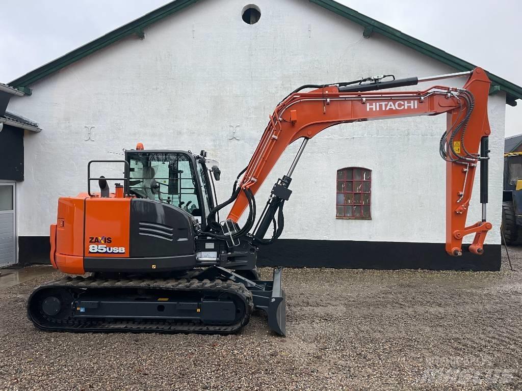 Hitachi ZX 85 Средни екскаватори 7т - 12т