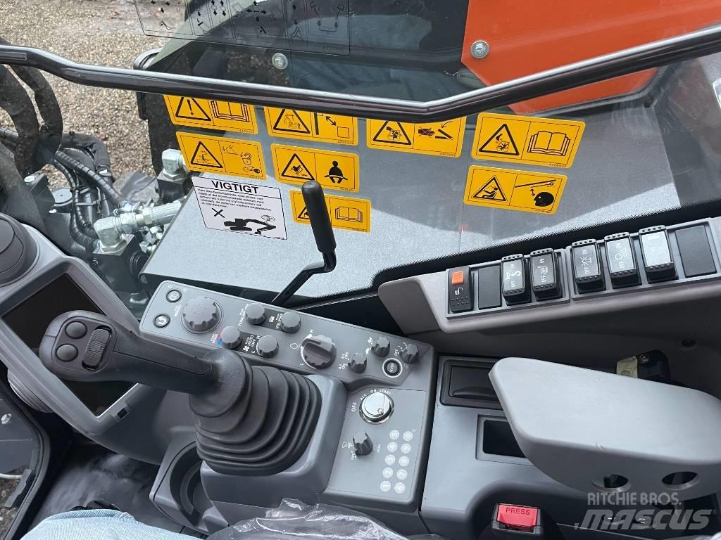 Hitachi ZX 85 Средни екскаватори 7т - 12т