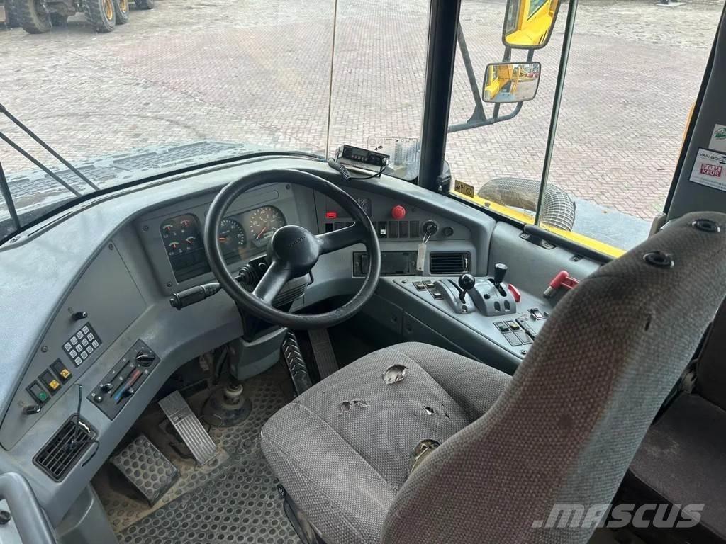 Volvo A25D Дъмпери/моторни превозни средства