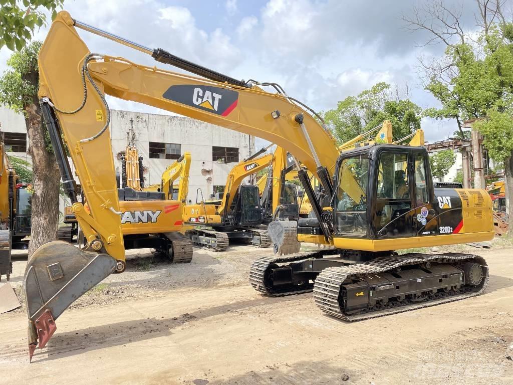 CAT 320 D Верижен екскаватор