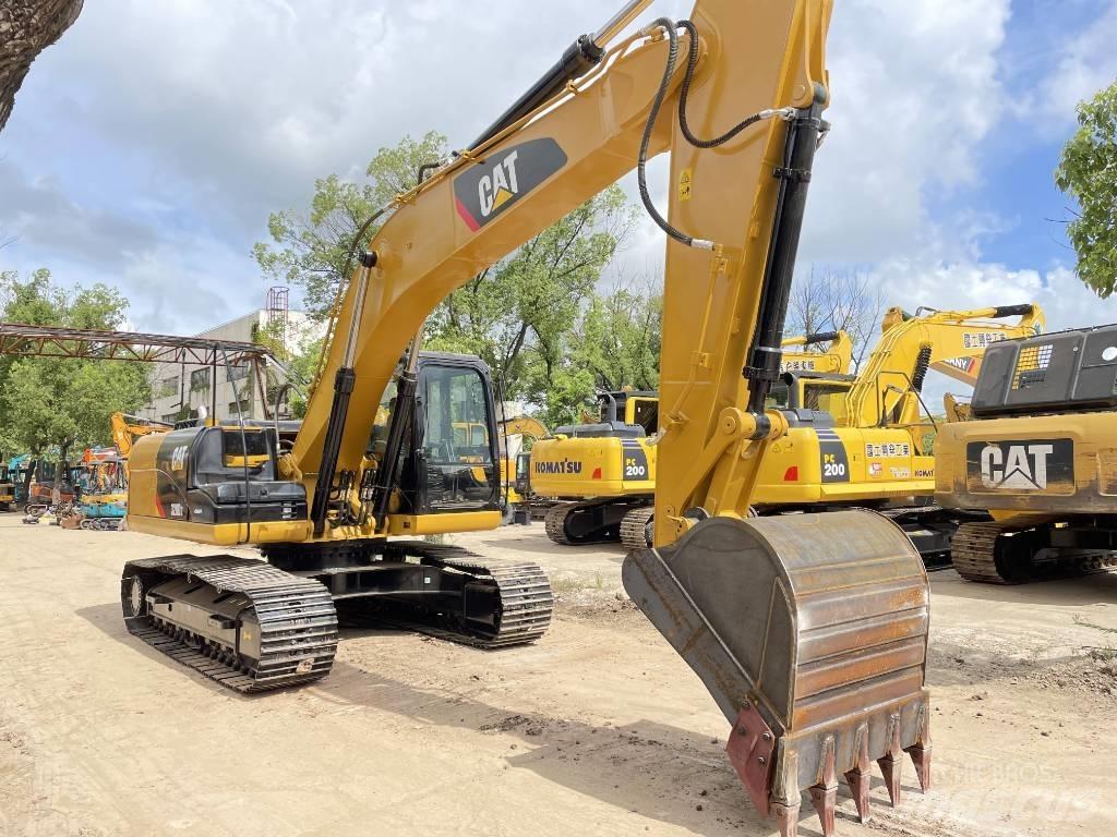 CAT 320 D Верижен екскаватор