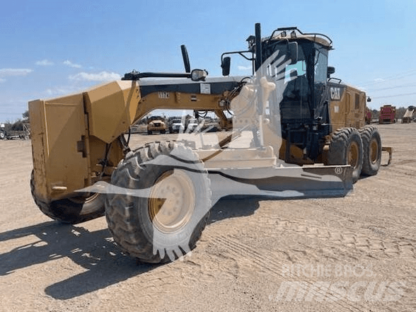 CAT 320 Верижен екскаватор