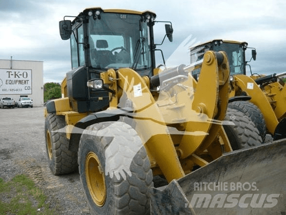 CAT 938M Колесни товарачи