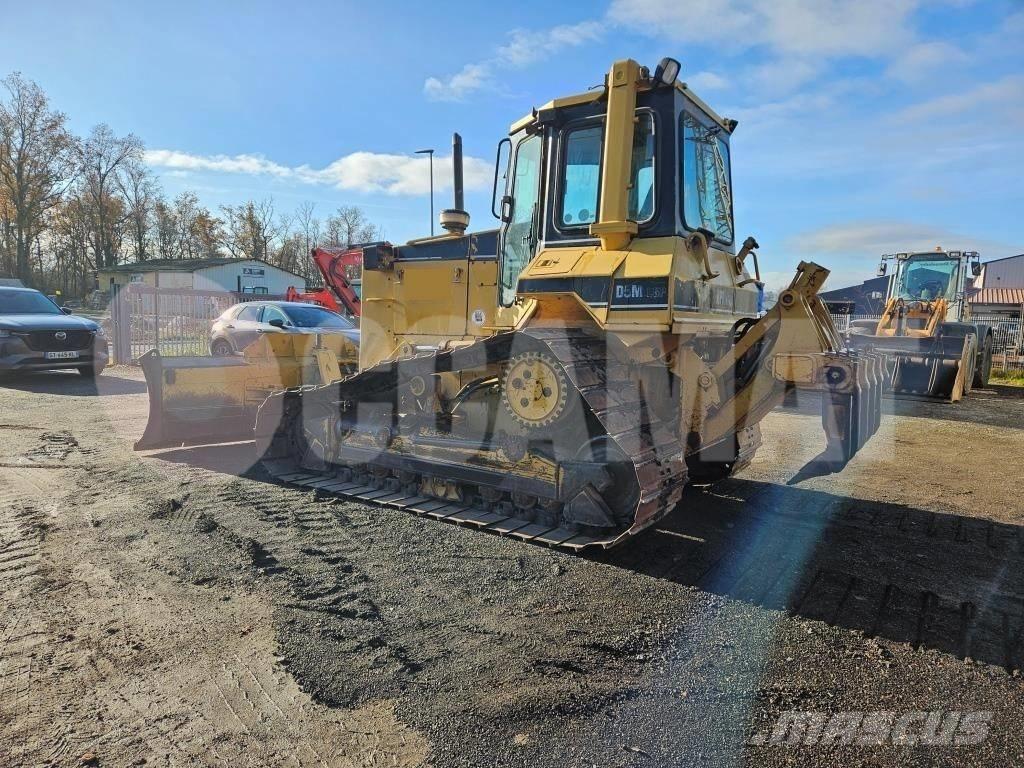 CAT D 5 M LGP Верижни булдозери
