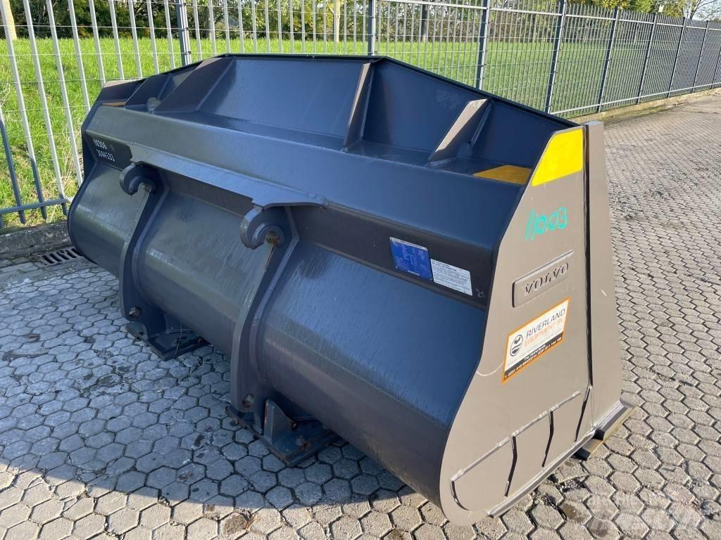 Volvo L 120 H Bucket Кофи