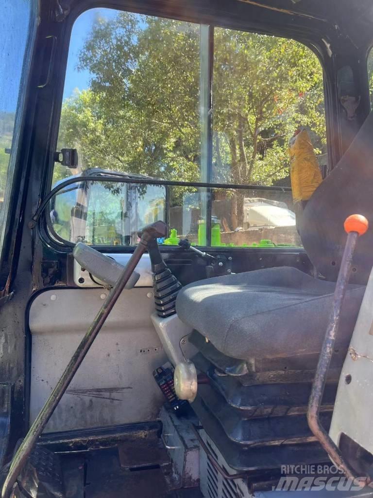 Hyundai R60-5 Верижен екскаватор