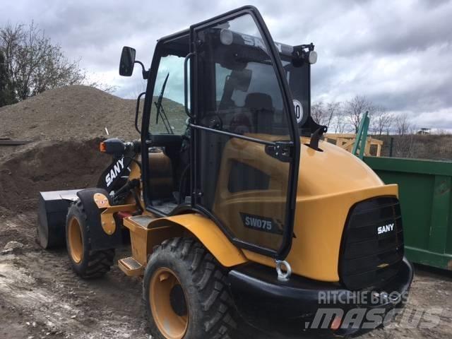 Sany SW 075 Колесни товарачи