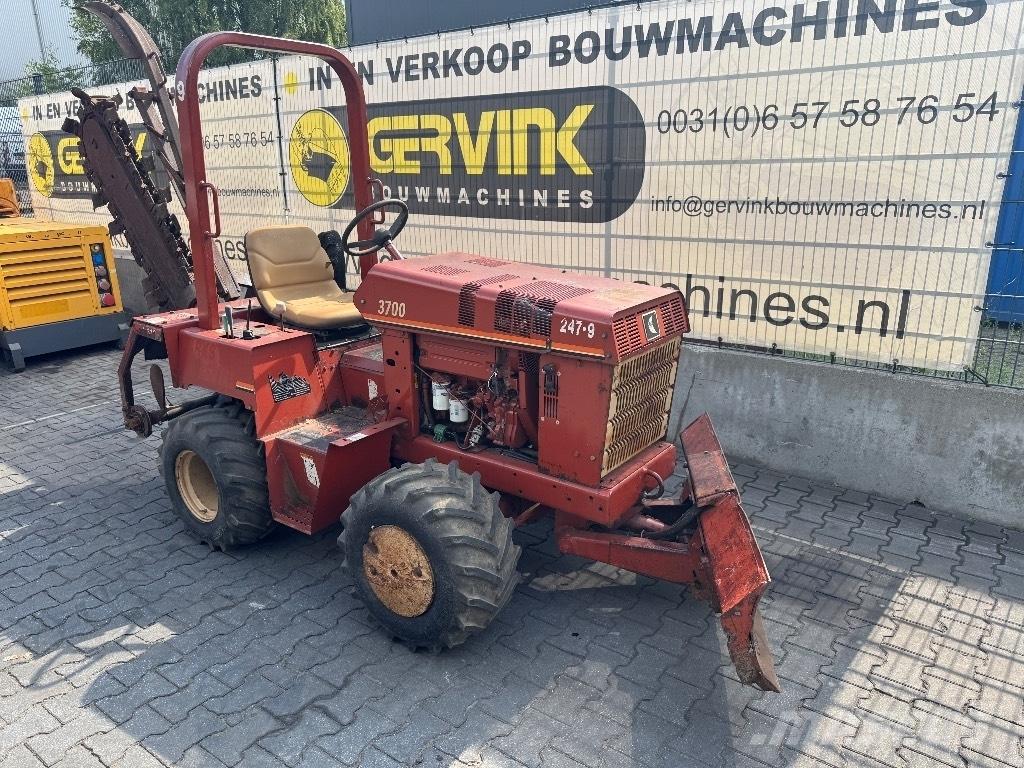 Ditch Witch 3700 DD Изкопни машини