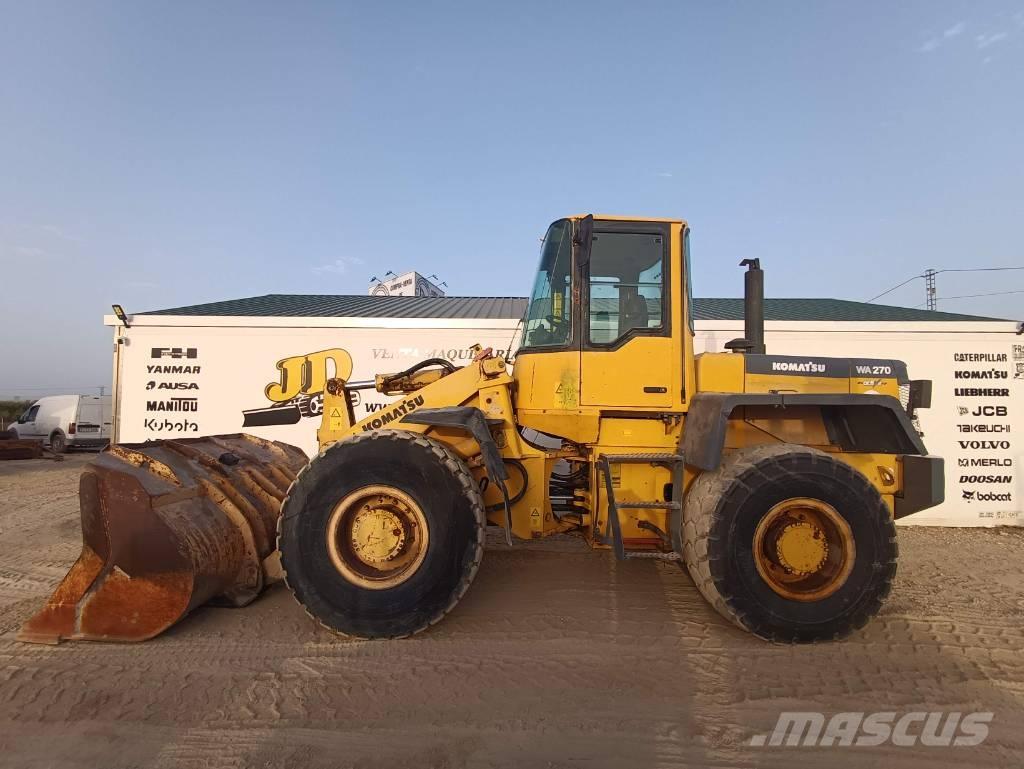 Komatsu WA 270 Колесни товарачи