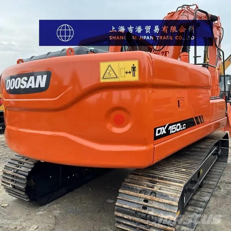 Doosan DX 150 Средни екскаватори 7т - 12т
