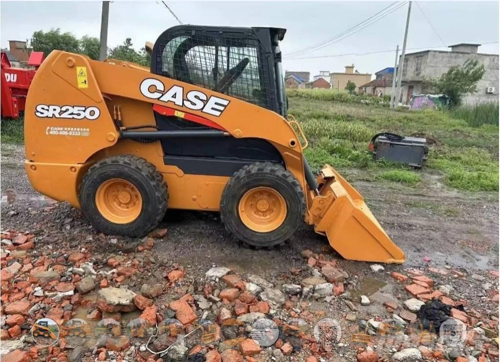 CASE SR 250 Мини товарачи
