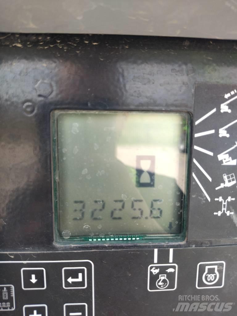 Genie ZX 135/70 Съчленени стрелови подемници