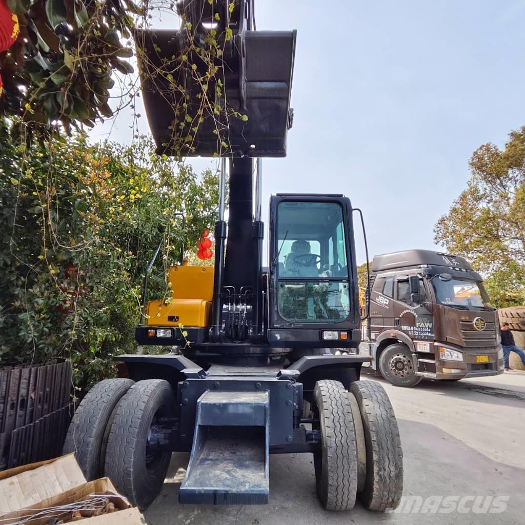Hyundai R 150 W Колесни екскаватори