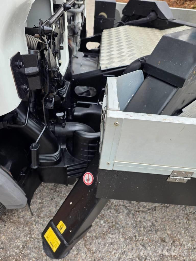 Palfinger P 200 A Моторизирани платформи с талига