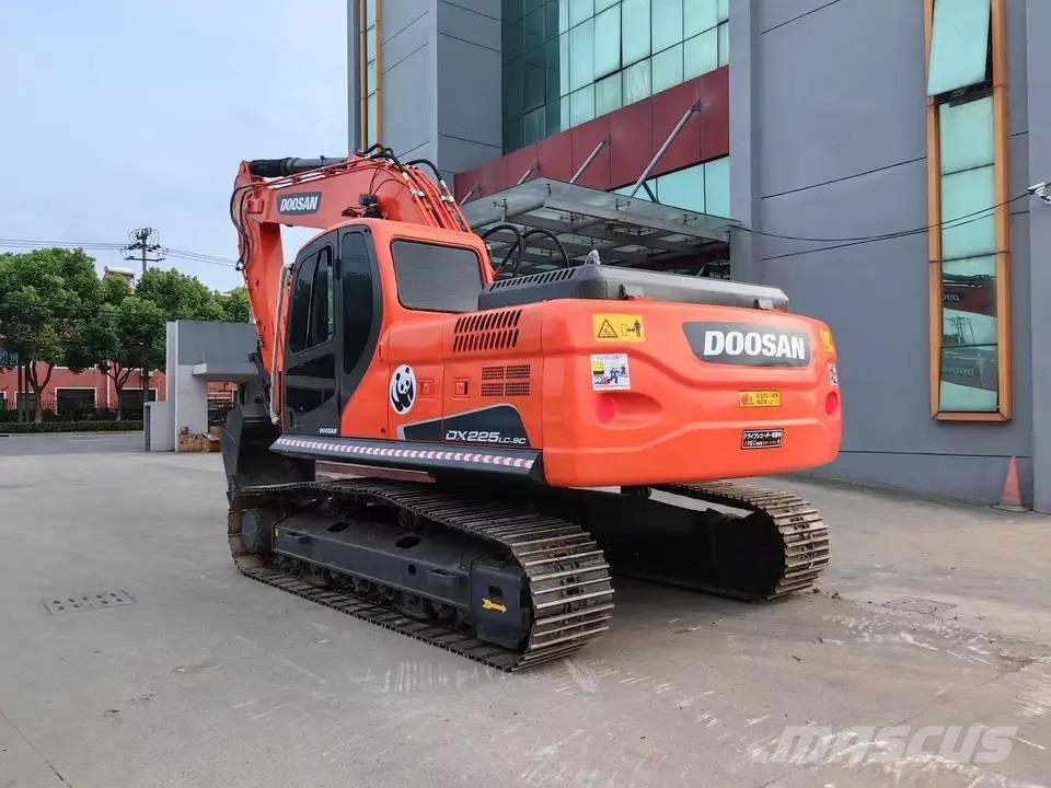Doosan DX225LC-9C Верижен екскаватор