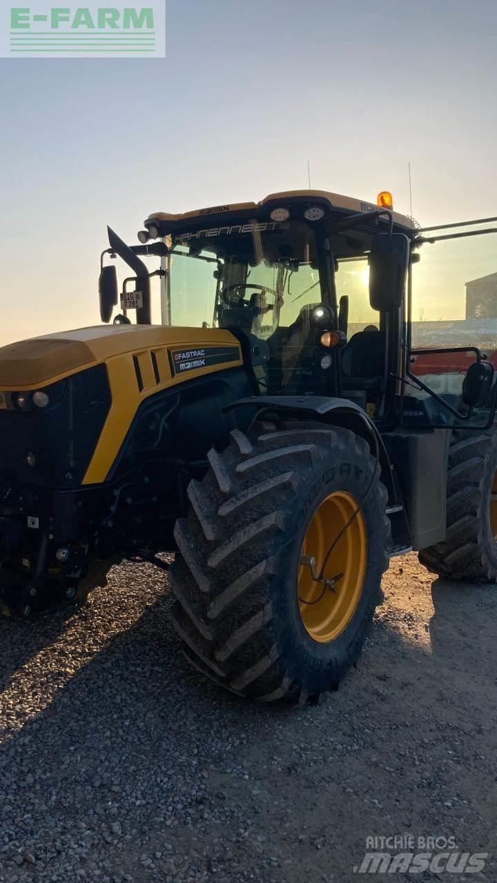JCB Fastrac 4220 Трактори