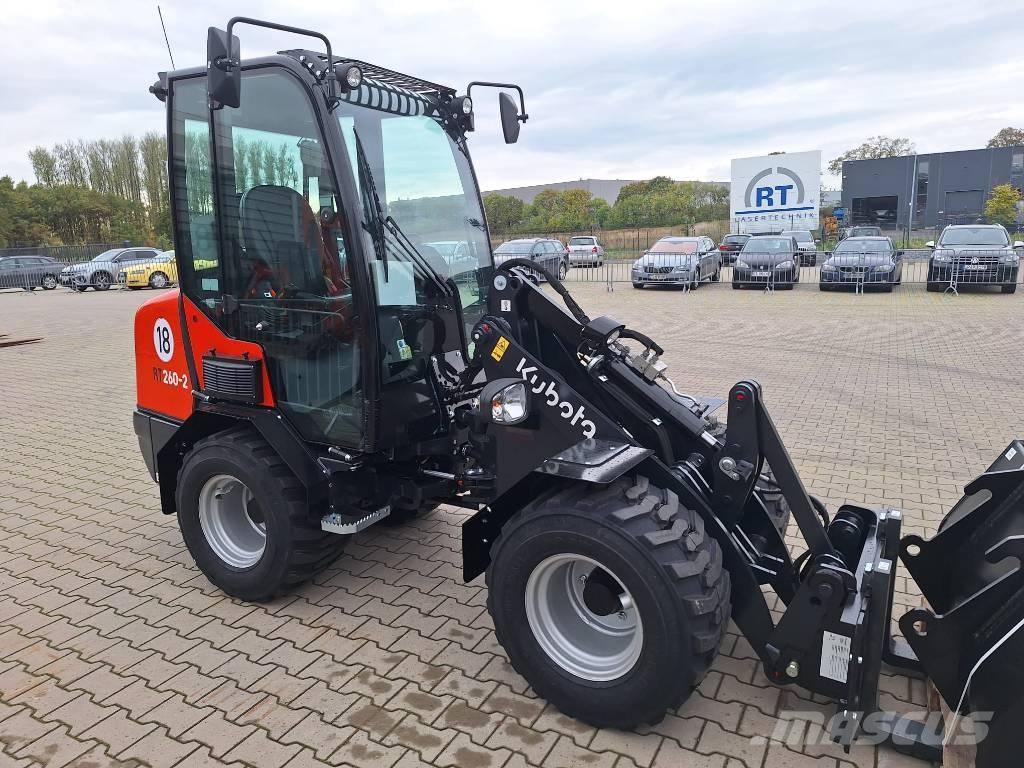 Kubota RT 260-2 Колесни товарачи