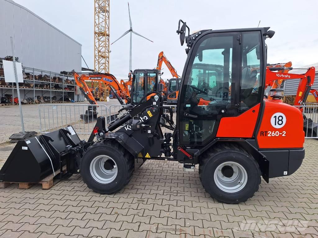 Kubota RT 260-2 Колесни товарачи