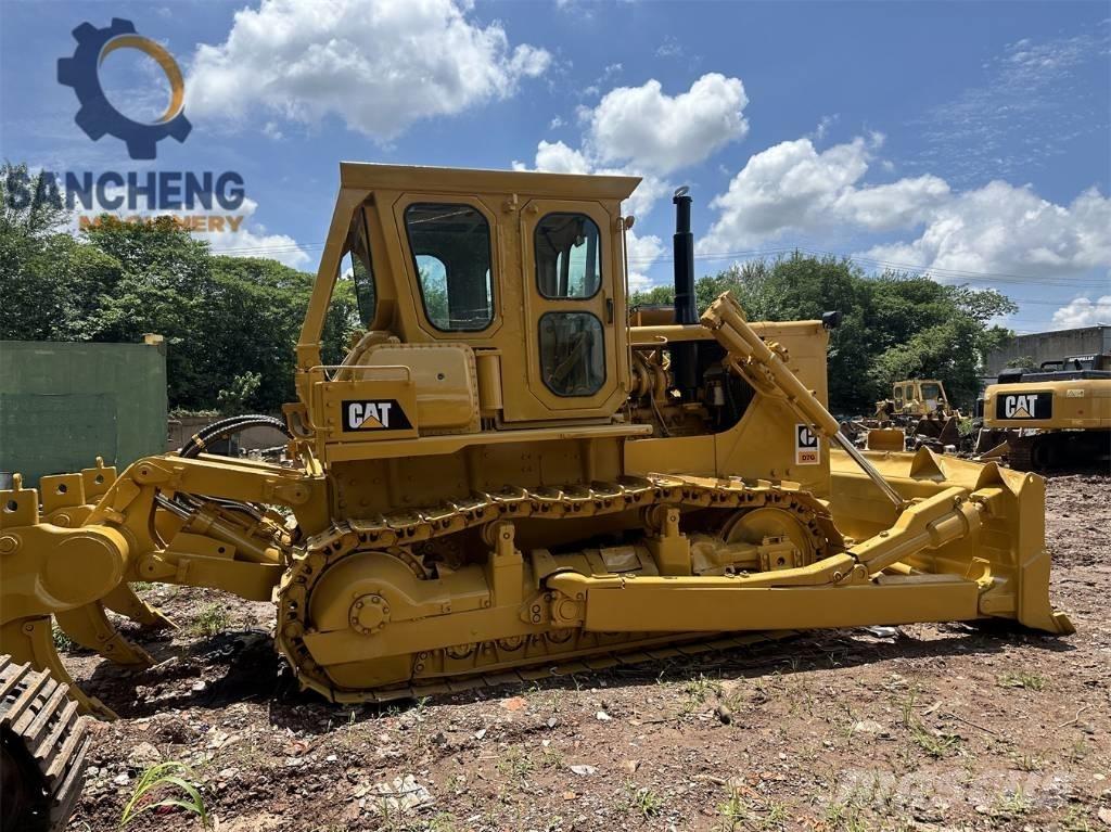 CAT D 7 G Верижни булдозери
