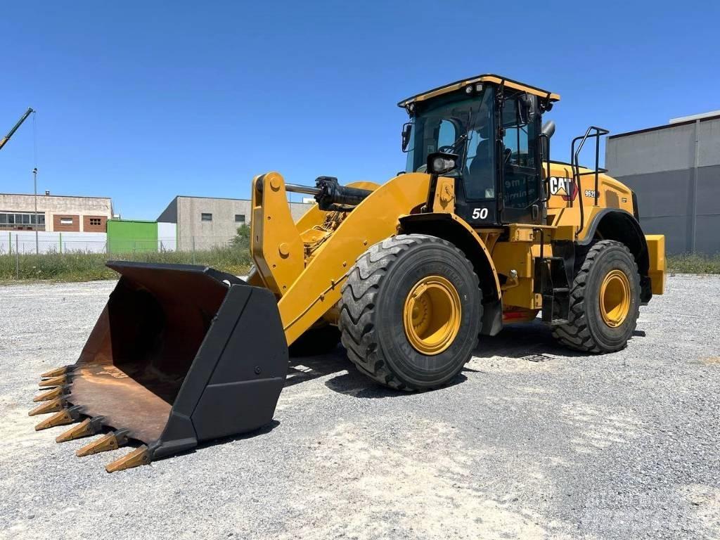 CAT 962 M Колесни товарачи