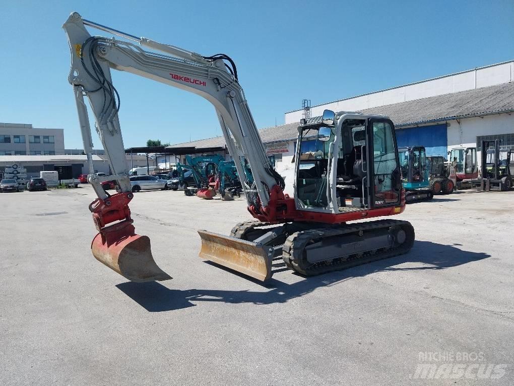 Takeuchi TB290-2 Средни екскаватори 7т - 12т