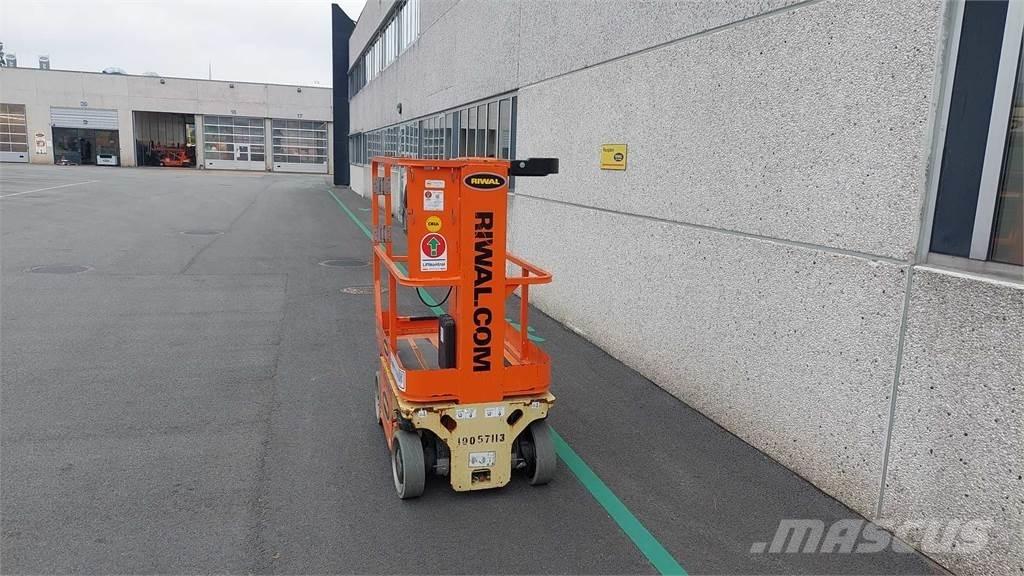 JLG 1230ES Други вишки и платформи