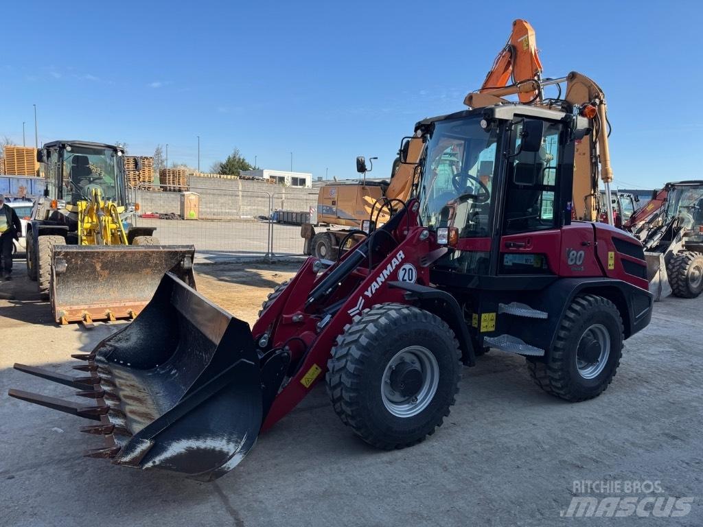 Yanmar V80 (02162) Колесни товарачи