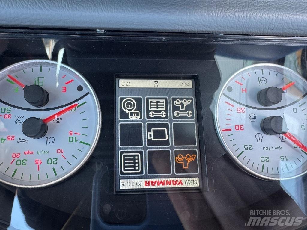 Yanmar V80 (02162) Колесни товарачи
