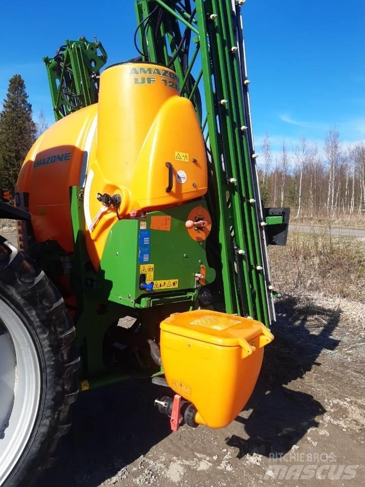 Amazone UF 1201 Навесни пръскачки
