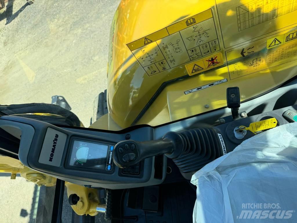 Komatsu PC 80 MR-3 Средни екскаватори 7т - 12т