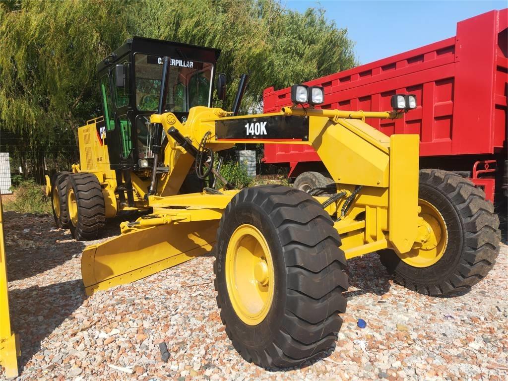 CAT 140 K Грейдери