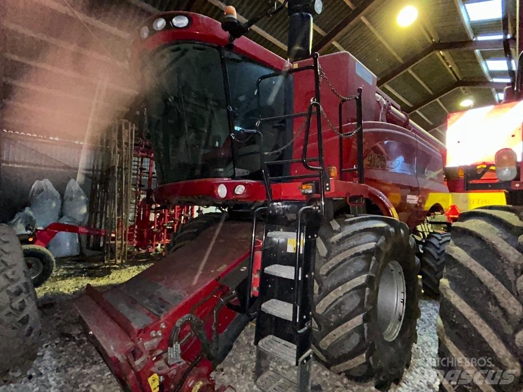 Case IH 9120 Комбайни