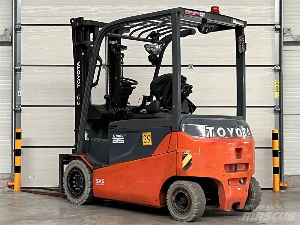 Toyota 8FBMT35 Електрически вилични кари-повдигачи