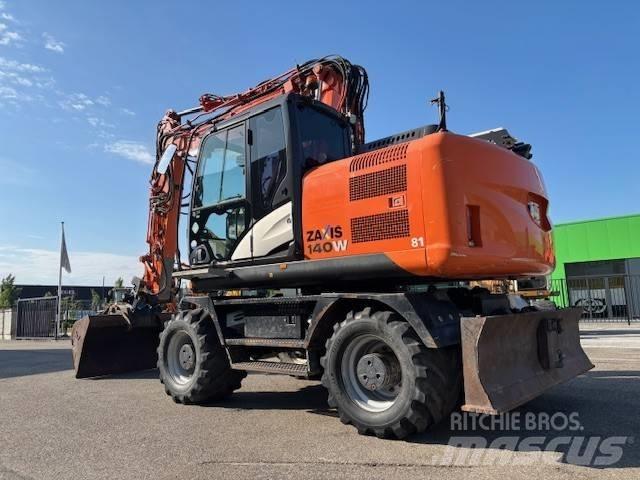 Hitachi ZX 140 W-5 Колесни екскаватори