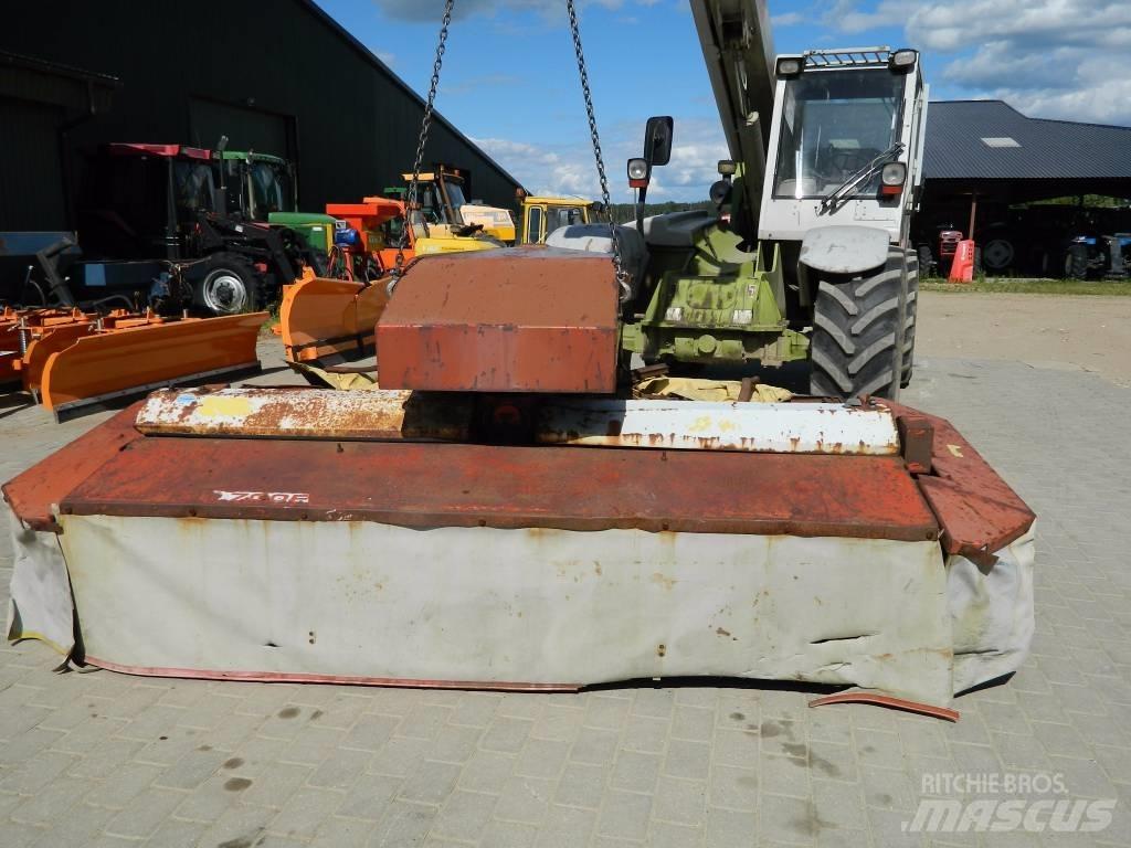 Kuhn 700F Косачки