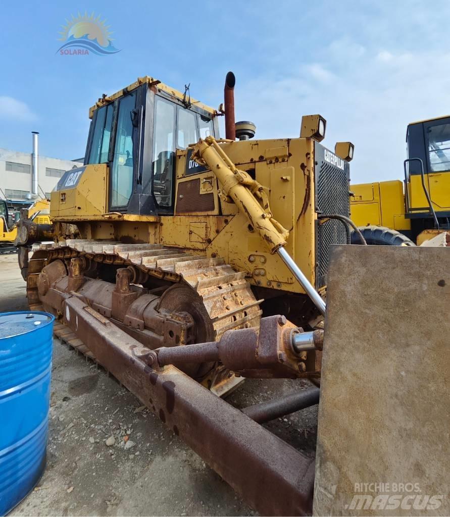 CAT D 7 G II Верижни булдозери
