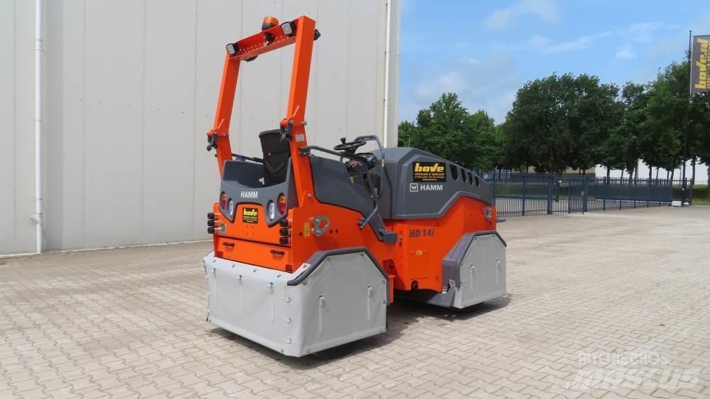 Hamm HD14i TT Пневматични гумени  ролки
