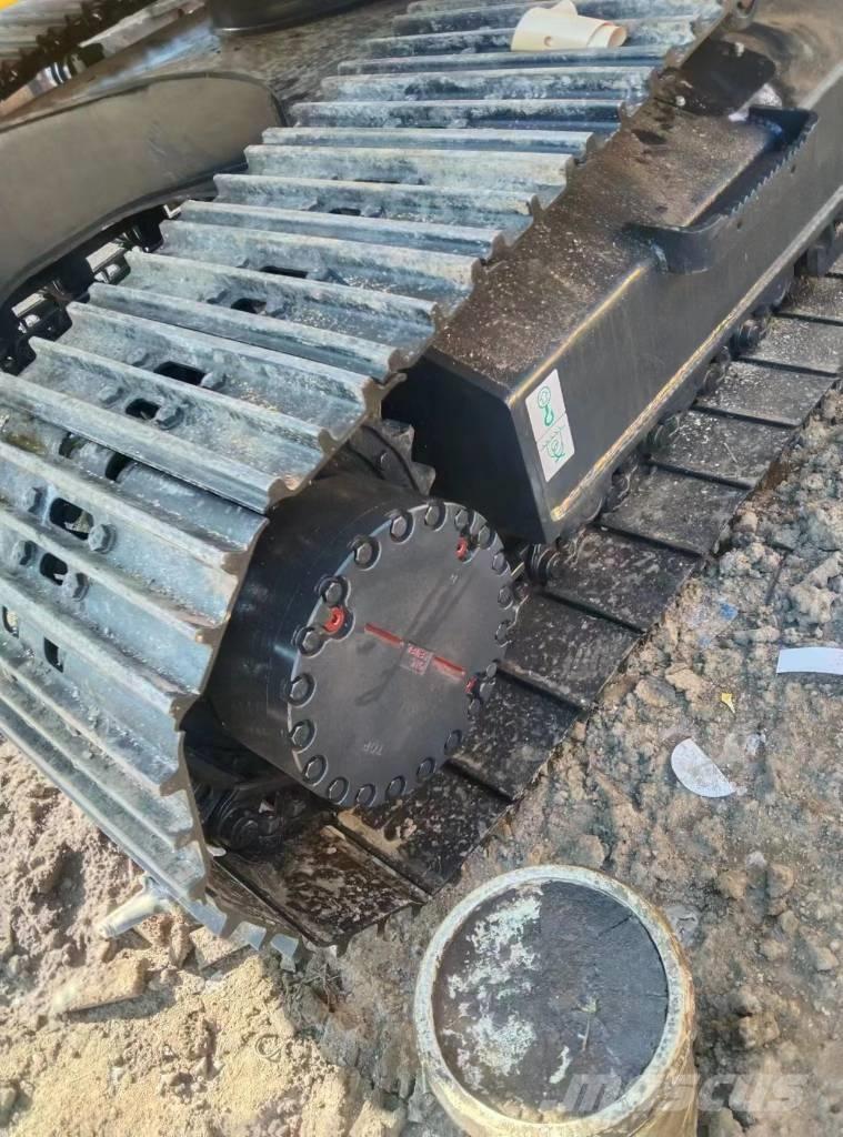 Komatsu 220-8 Верижен екскаватор