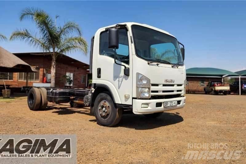 Isuzu NPR400 AMT Други