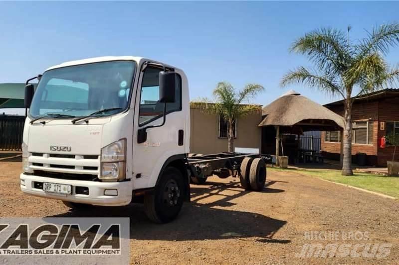 Isuzu NPR400 AMT Други