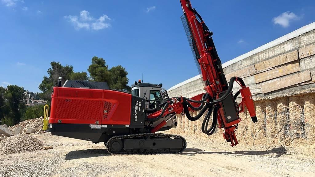 Sandvik DP 1100 i Апаратура за повърхностна редова сеидба