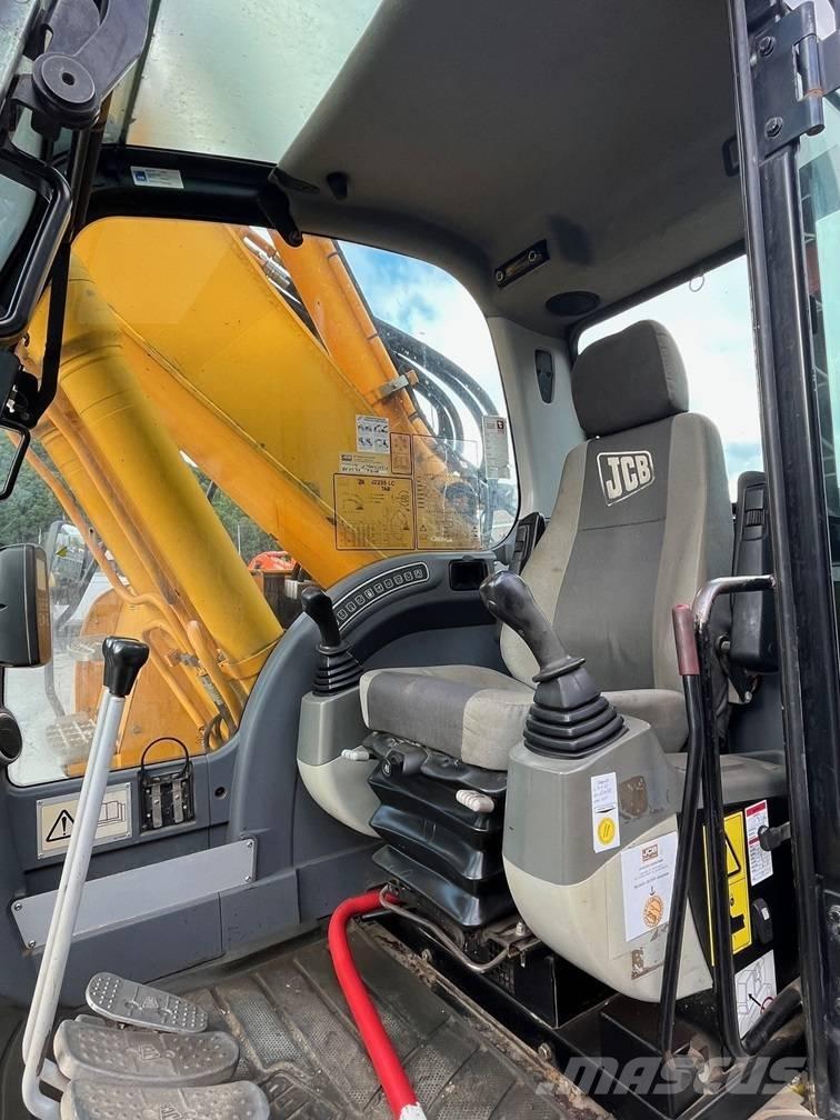 JCB JZ 235 LC Верижен екскаватор