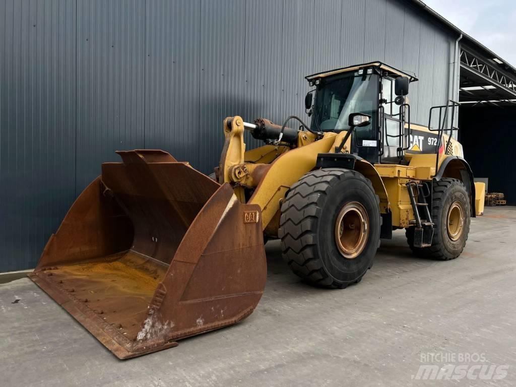 CAT 972K Колесни товарачи