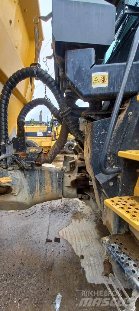Komatsu HM300-5 Дъмпери/моторни превозни средства